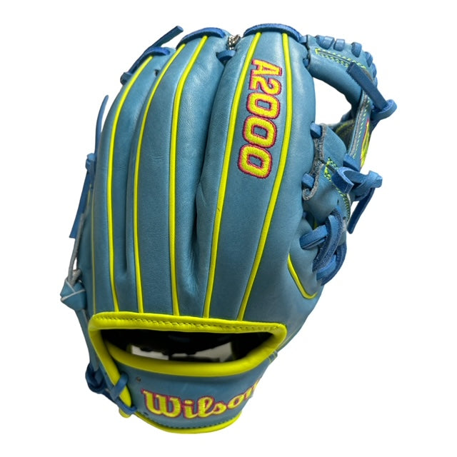 Wilson A2000 Model 1786 11.5" Baseball Glove