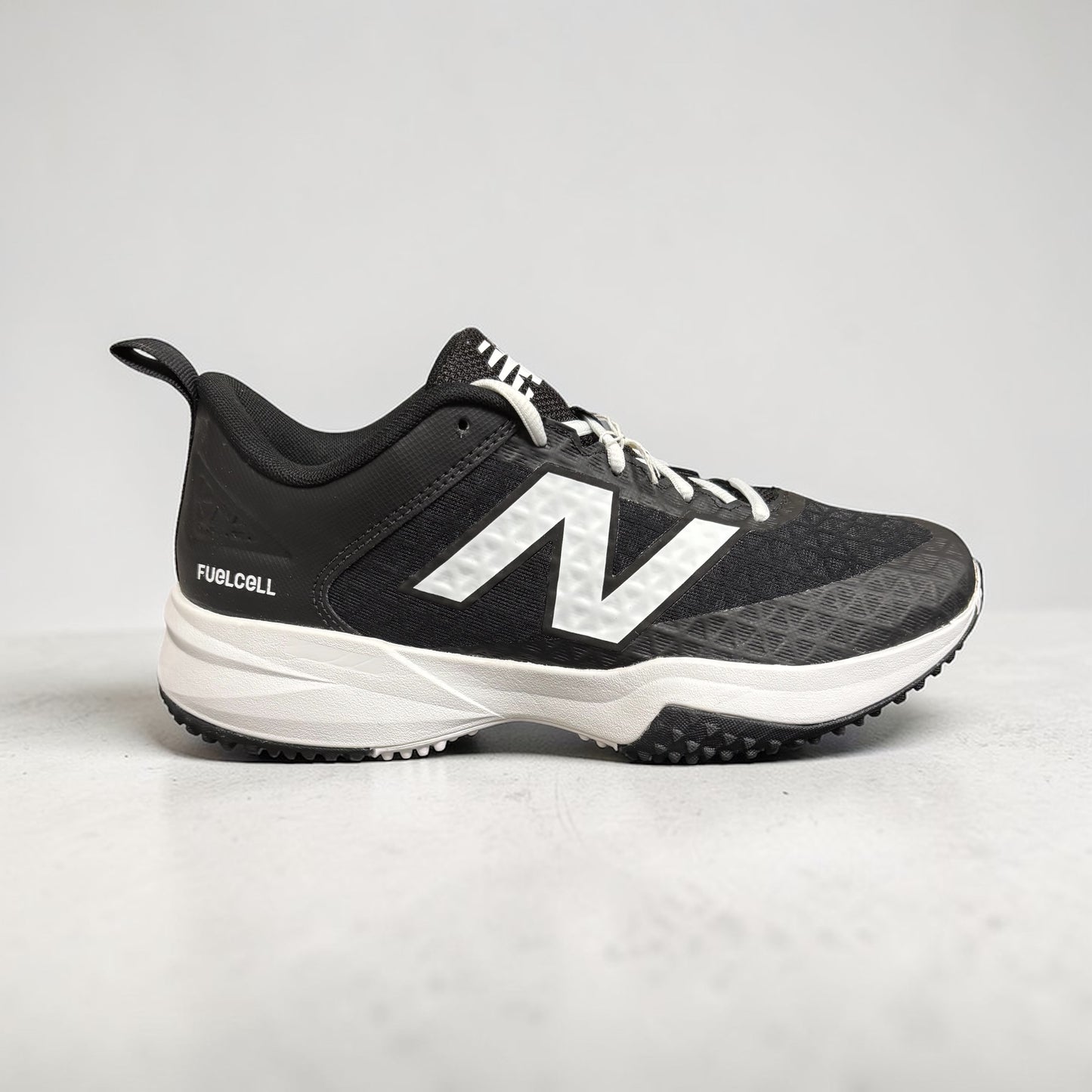 New Balance Fuel Cell 4040v8 Turf Trainer