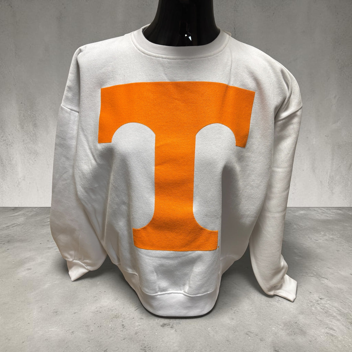 Tennessee Royce Press Box Canvas Puff Crew